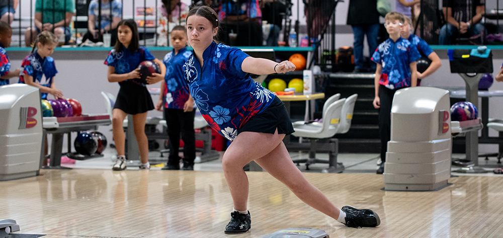 Youth bowlers competing