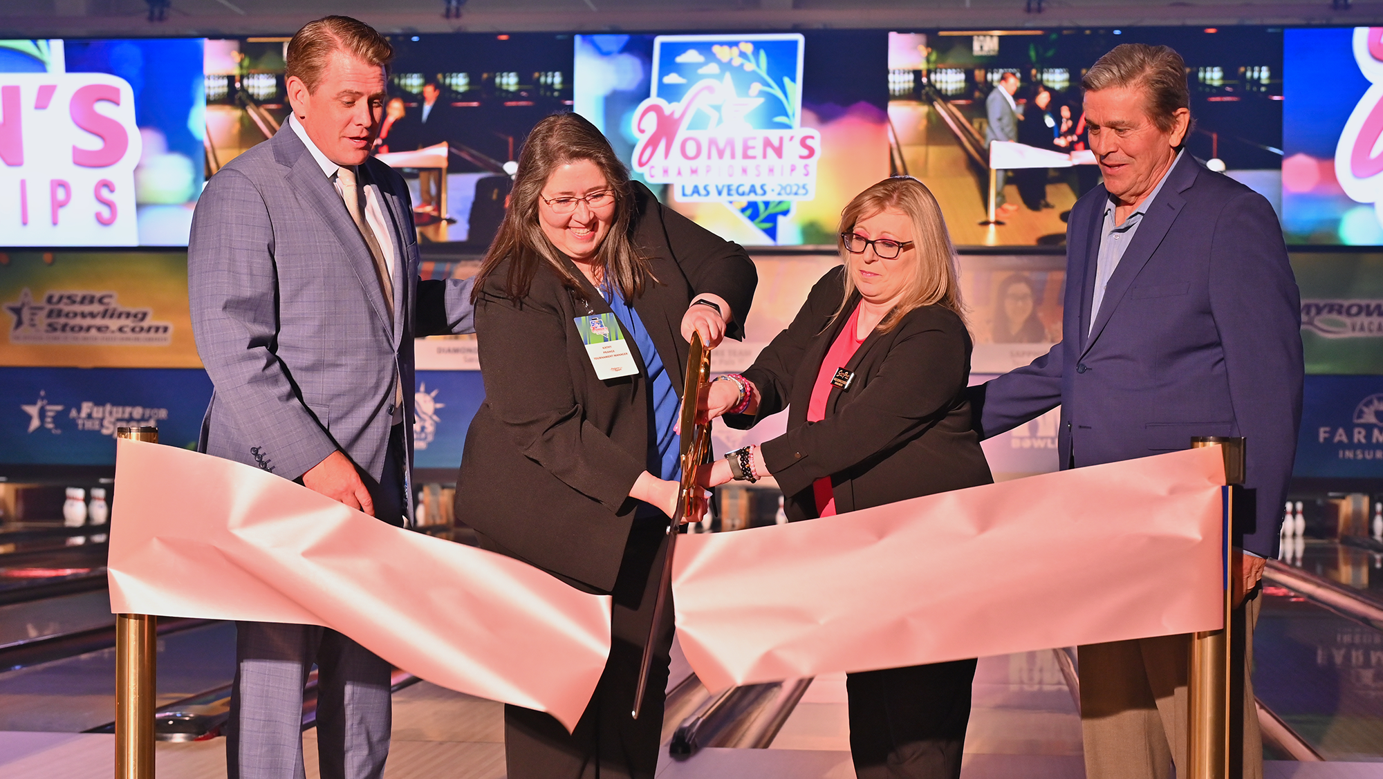 Ribbon-cutting at the 2025 USBC Women's Championships Ribbon-cutting at the 2025 USBC Women's Championships