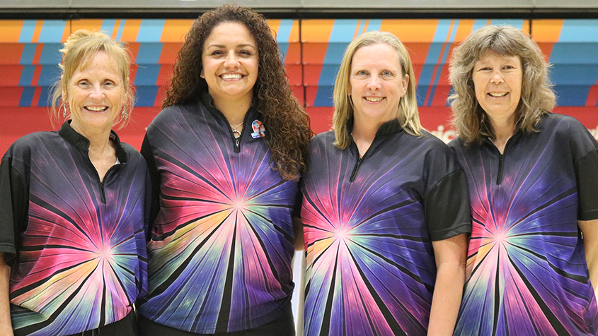 The members of Prairie Pals II at the 2024 USBC Women&#39;s Championships